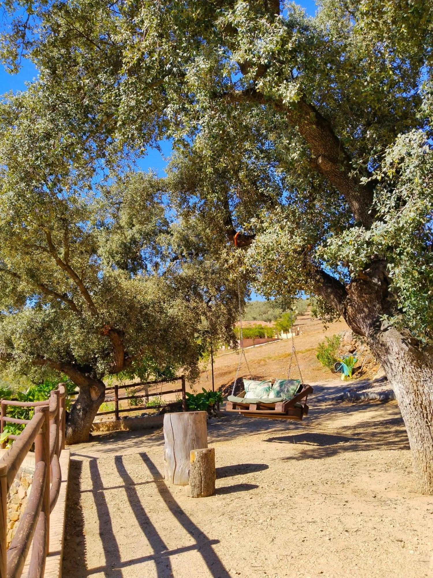 Apartamentos Turisticos La Gitanilla Los Navalucillos Exteriör bild